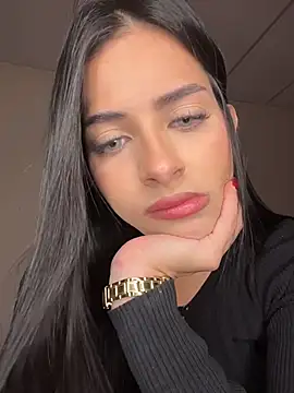 Snapshot of violetta-brown1 chatting on March 9, 4:27 am violetta-brown1 online show from March 9, 4:27 am
