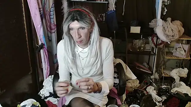 Ombeline1 online show from September 27, 5:51 pm