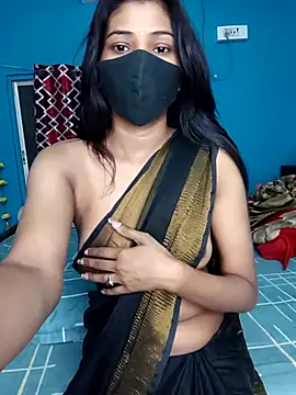 Snapshot of Triha_18 chatting on February 6, 7:40 pm Triha 18 online show from February 6, 7:40 pm