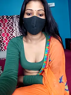 Snapshot of Triha_18 chatting on March 13, 11:08 am Triha 18 online show from March 13, 11:08 am