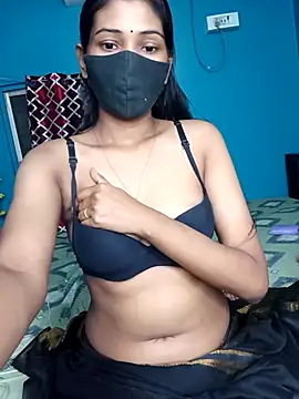 Snapshot of Triha_18 chatting on September 9, 6:40 pm Triha 18 online show from September 9, 6:40 pm