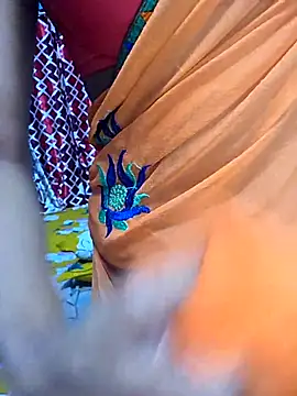 Snapshot of Triha_18 chatting on December 13, 8:36 pm Triha 18 online show from December 13, 8:36 pm