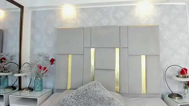 Camilaa Sanchez  online show from November 25, 12:16 pm