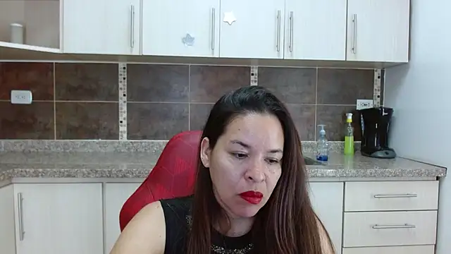 Snapshot of Lizeth_Bels chatting on May 8, 12:54 pm Lizeth Bels online show from May 8, 12:54 pm