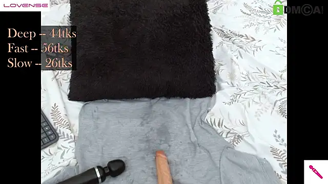 Snapshot of Hot_Candy_ chatting on February 28, 4:31 pm Hot Candy online show from February 28, 4:31 pm