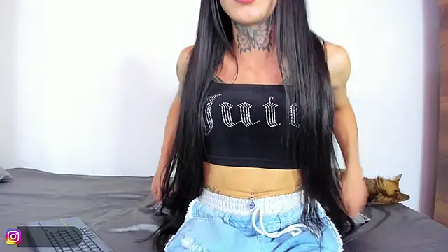 mariana preciado online show from October 27, 3:32 am