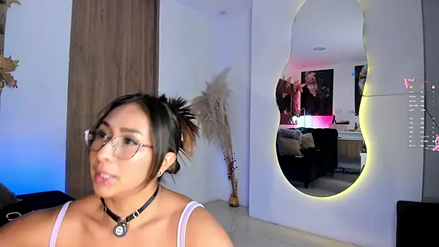 AmelyaMann online show from May 31, 6:09 pm