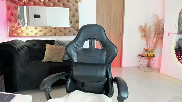 AmelyaMann online show from July 26, 12:56 pm