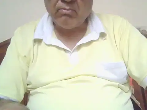 Snapshot of Nuttysub chatting on November 7, 1:49 am Nuttysub online show from November 7, 1:49 am