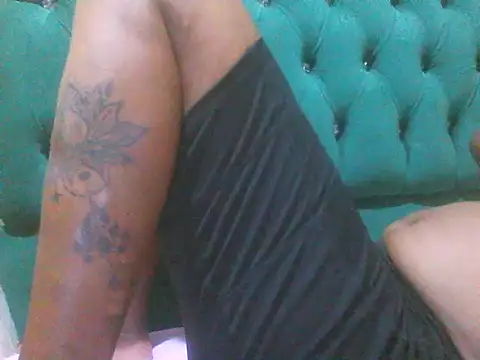 Sexy Riri online show from November 28, 3:31 am