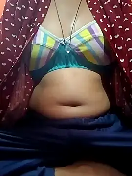 Snapshot of Mangla_Bhabhi chatting on November 9, 2:32 am Mangla Bhabhi online show from November 9, 2:32 am