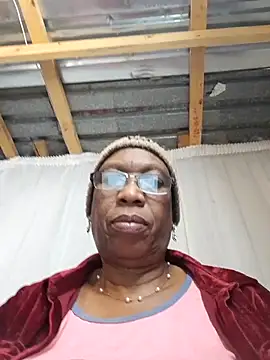 Freakyassnwildx online show from May 1, 10:42 am