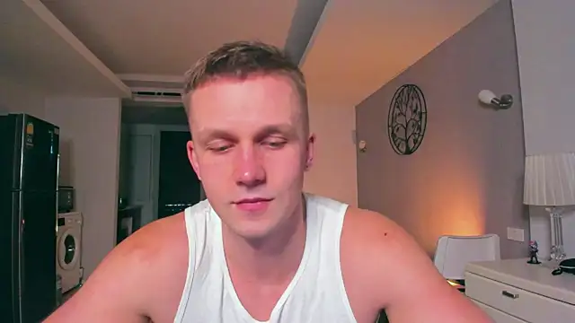 Samuel Andrew online show from October 2, 1:56 am