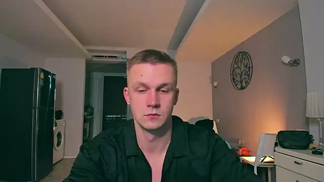 Samuel Andrew online show from October 15, 4:45 am