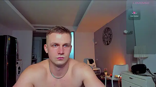 Samuel Andrew online show from February 2, 4:44 am