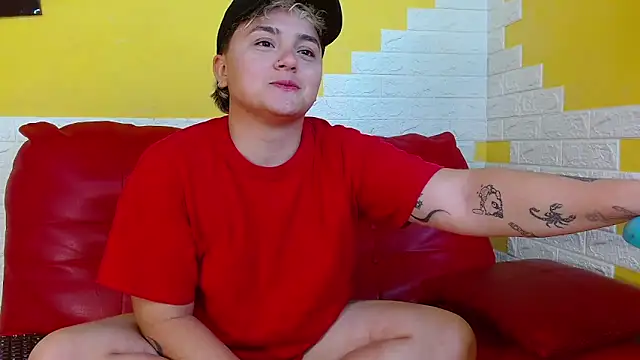 isabeautyx19 online show from March 11, 4:10 am