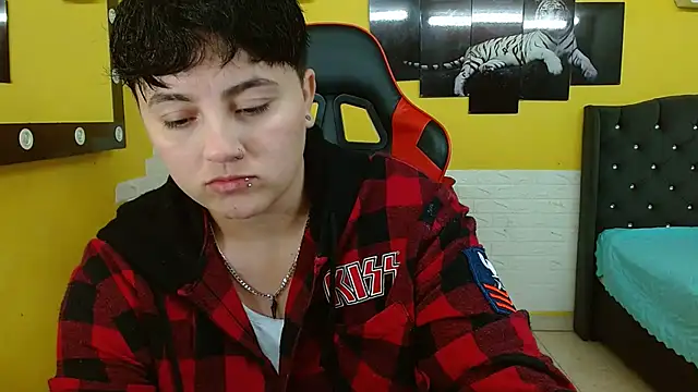 isabeautyx19 online show from November 12, 3:18 am