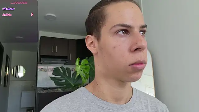 grey   27 online show from September 19, 5:13 pm