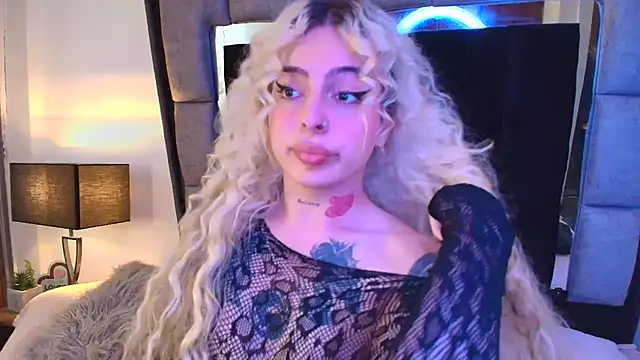 Bonnie vega online show from March 12, 6:55 pm