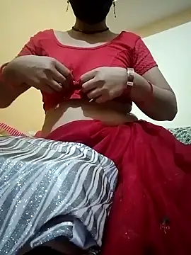 Snapshot of Mamta_Chaterjee chatting on December 5, 9:39 am Mamta Chaterjee online show from December 5, 9:39 am