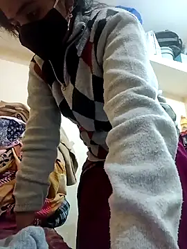 Snapshot of Mamta_Chaterjee chatting on December 12, 10:13 am Mamta Chaterjee online show from December 12, 10:13 am