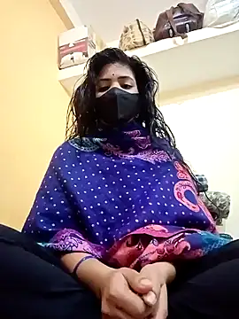 Snapshot of Mamta_Chaterjee chatting on December 24, 1:49 am Mamta Chaterjee online show from December 24, 1:49 am