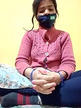 Snapshot of Mamta_Chaterjee chatting on January 4, 2:35 am Mamta Chaterjee online show from January 4, 2:35 am