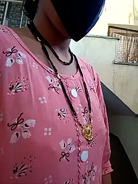 Snapshot of Mamta_Chaterjee chatting on January 6, 2:58 am Mamta Chaterjee online show from January 6, 2:58 am