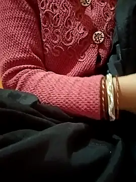 Snapshot of Mamta_Chaterjee chatting on January 7, 3:03 am Mamta Chaterjee online show from January 7, 3:03 am