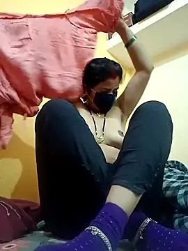 Snapshot of Mamta_Chaterjee chatting on January 9, 2:54 am Mamta Chaterjee online show from January 9, 2:54 am