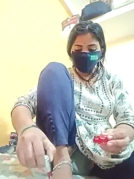 Snapshot of Mamta_Chaterjee chatting on January 11, 4:14 pm Mamta Chaterjee online show from January 11, 4:14 pm