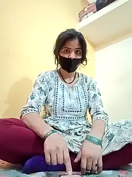 Snapshot of Mamta_Chaterjee chatting on January 13, 2:39 am Mamta Chaterjee online show from January 13, 2:39 am