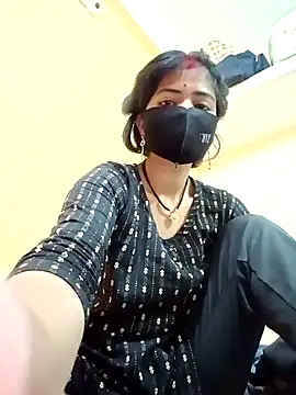 Snapshot of Mamta_Chaterjee chatting on January 20, 2:32 am Mamta Chaterjee online show from January 20, 2:32 am