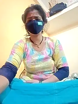 Snapshot of Mamta_Chaterjee chatting on January 26, 2:56 am Mamta Chaterjee online show from January 26, 2:56 am