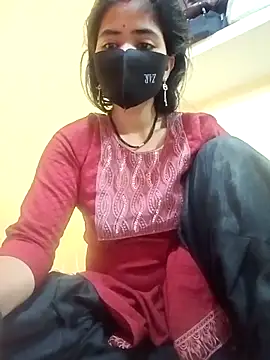 Snapshot of Mamta_Chaterjee chatting on February 14, 2:07 am Mamta Chaterjee online show from February 14, 2:07 am