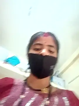 Snapshot of Mamta_Chaterjee chatting on February 16, 11:27 am Mamta Chaterjee online show from February 16, 11:27 am