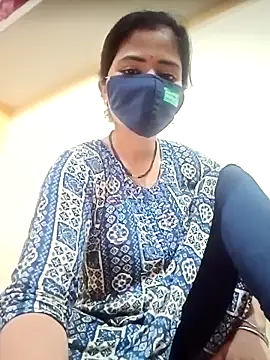 Snapshot of Mamta_Chaterjee chatting on September 9, 2:11 am Mamta Chaterjee online show from September 9, 2:11 am