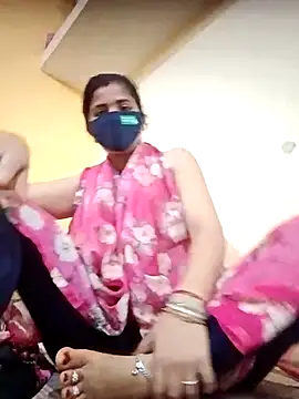 Snapshot of Mamta_Chaterjee chatting on September 11, 2:22 am Mamta Chaterjee online show from September 11, 2:22 am