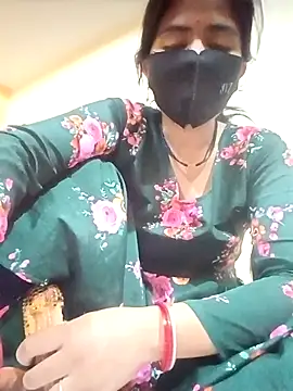 Snapshot of Mamta_Chaterjee chatting on September 13, 4:18 pm Mamta Chaterjee online show from September 13, 4:18 pm