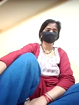 Snapshot of Mamta_Chaterjee chatting on September 18, 1:51 am Mamta Chaterjee online show from September 18, 1:51 am