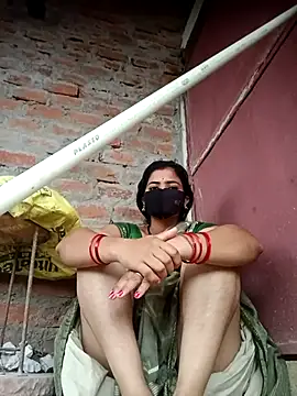 Snapshot of Mamta_Chaterjee chatting on October 28, 1:53 am Mamta Chaterjee online show from October 28, 1:53 am