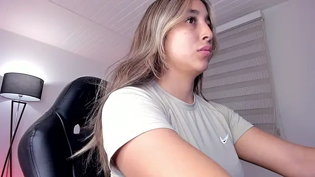 Snapshot of vico_sweety chatting on May 29, 11:58 pm vico sweety online show from May 29, 11:58 pm