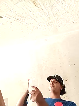 yoryisexi online show from December 17, 1:50 pm