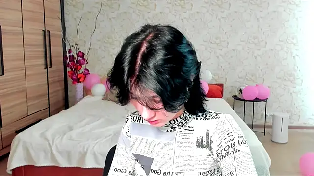 JulisSweet online show from February 15, 10:33 am