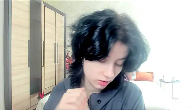 JulisSweet online show from March 9, 7:23 am