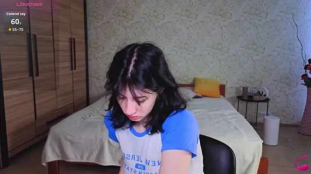 JulisSweet online show from November 30, 7:56 am