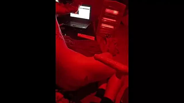 Snapshot of Babyboyy803 chatting on March 5, 1:23 am Babyboyy803 online show from March 5, 1:23 am