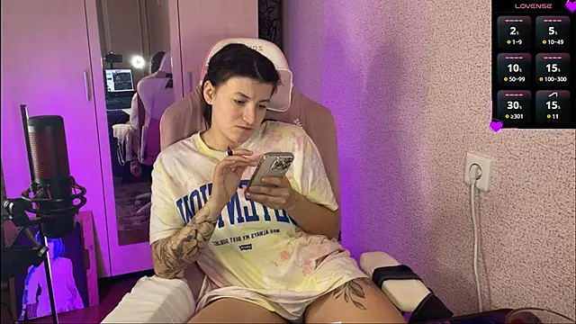 Katrin  kiss online show from March 4, 4:20 pm