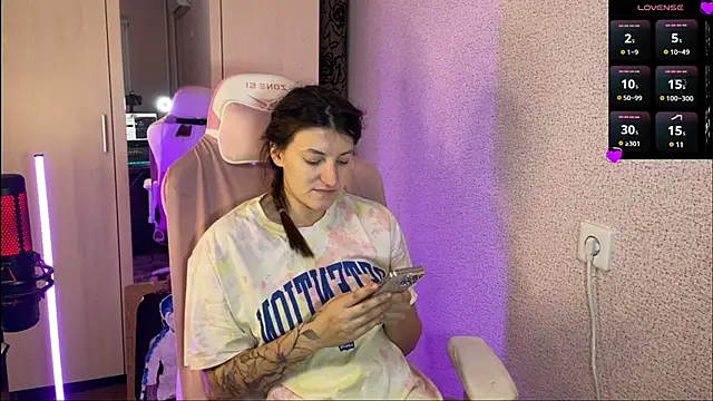 Katrin  kiss online show from March 5, 6:23 pm