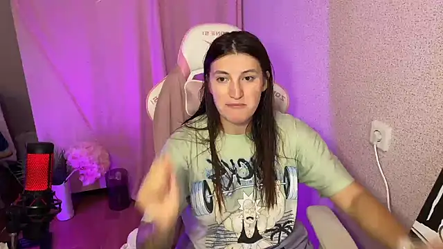 Katrin  kiss online show from November 5, 6:30 pm